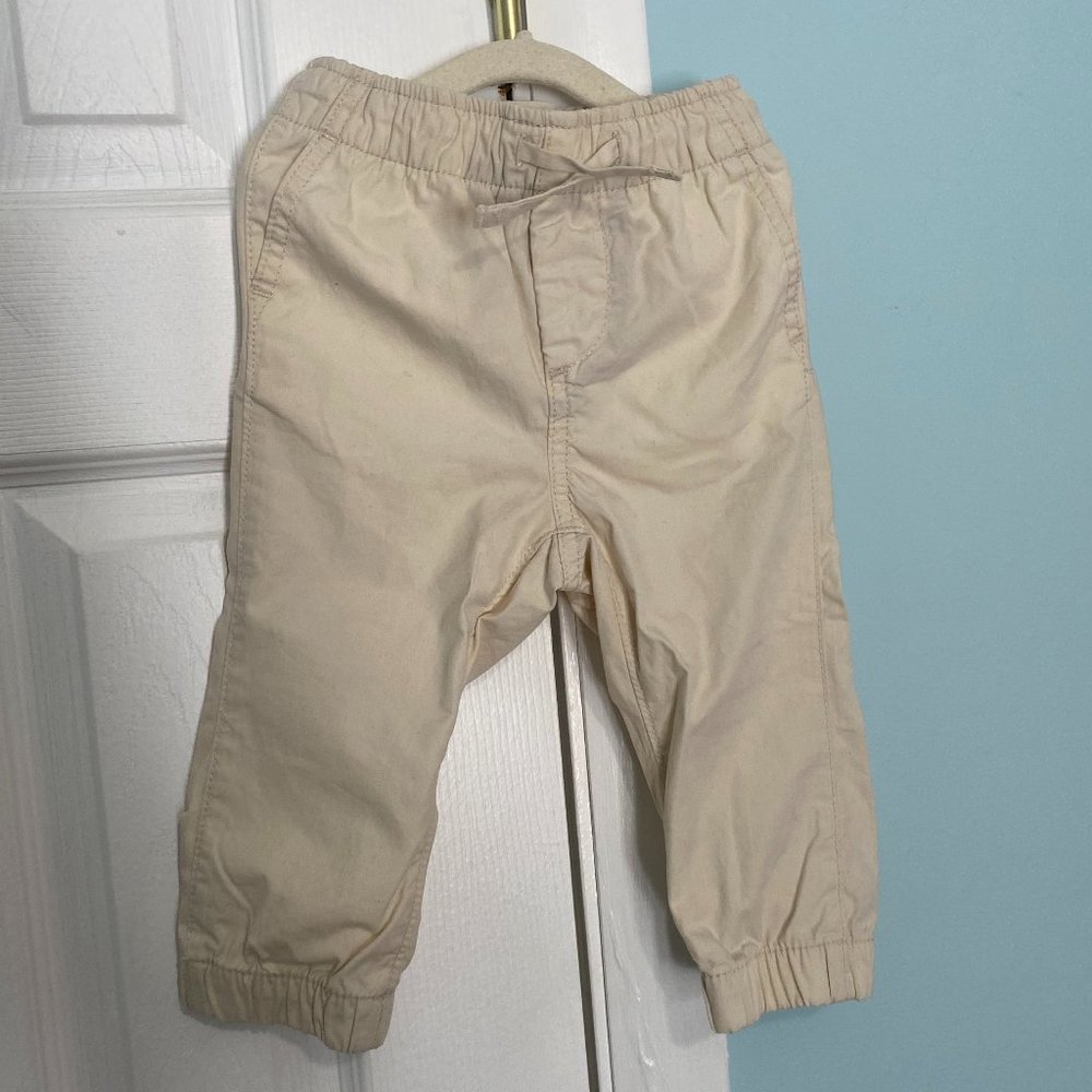Gap Khaki Jogger- Size 12-18 Month